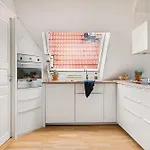 Design Apartment By Bryggen - View & Location